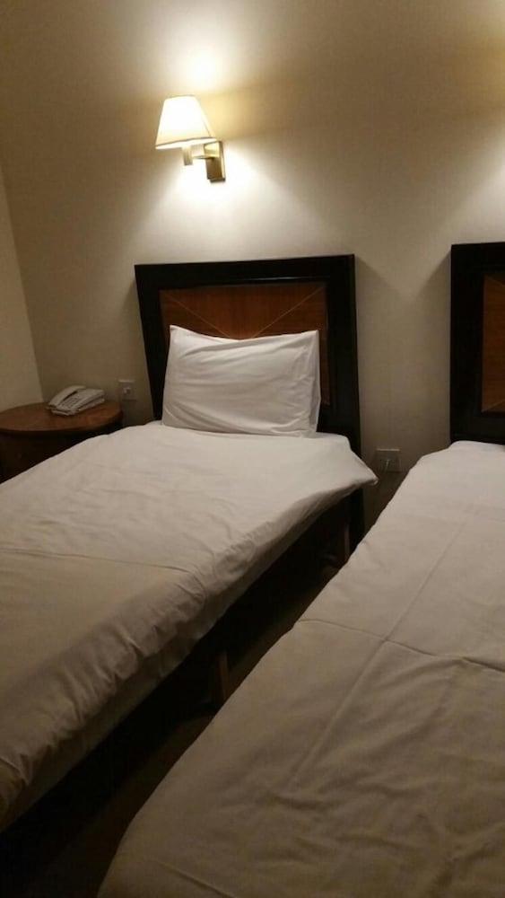Coventry Hill Hotel Luaran gambar